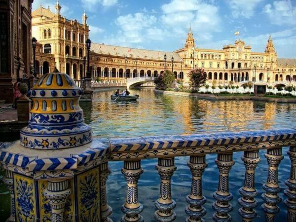 Las Cruzadas Melia-Plaza De Espana Sevilla Buitenkant foto