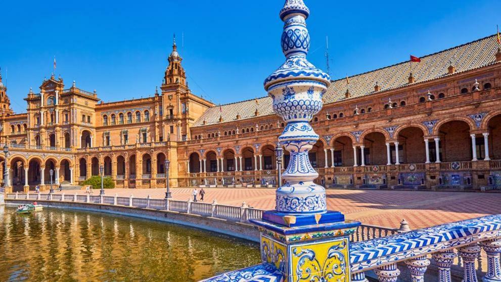 Las Cruzadas Melia-Plaza De Espana Sevilla Buitenkant foto